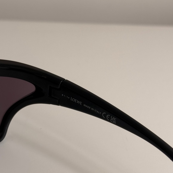 Loewe Signature LW40143U 01A